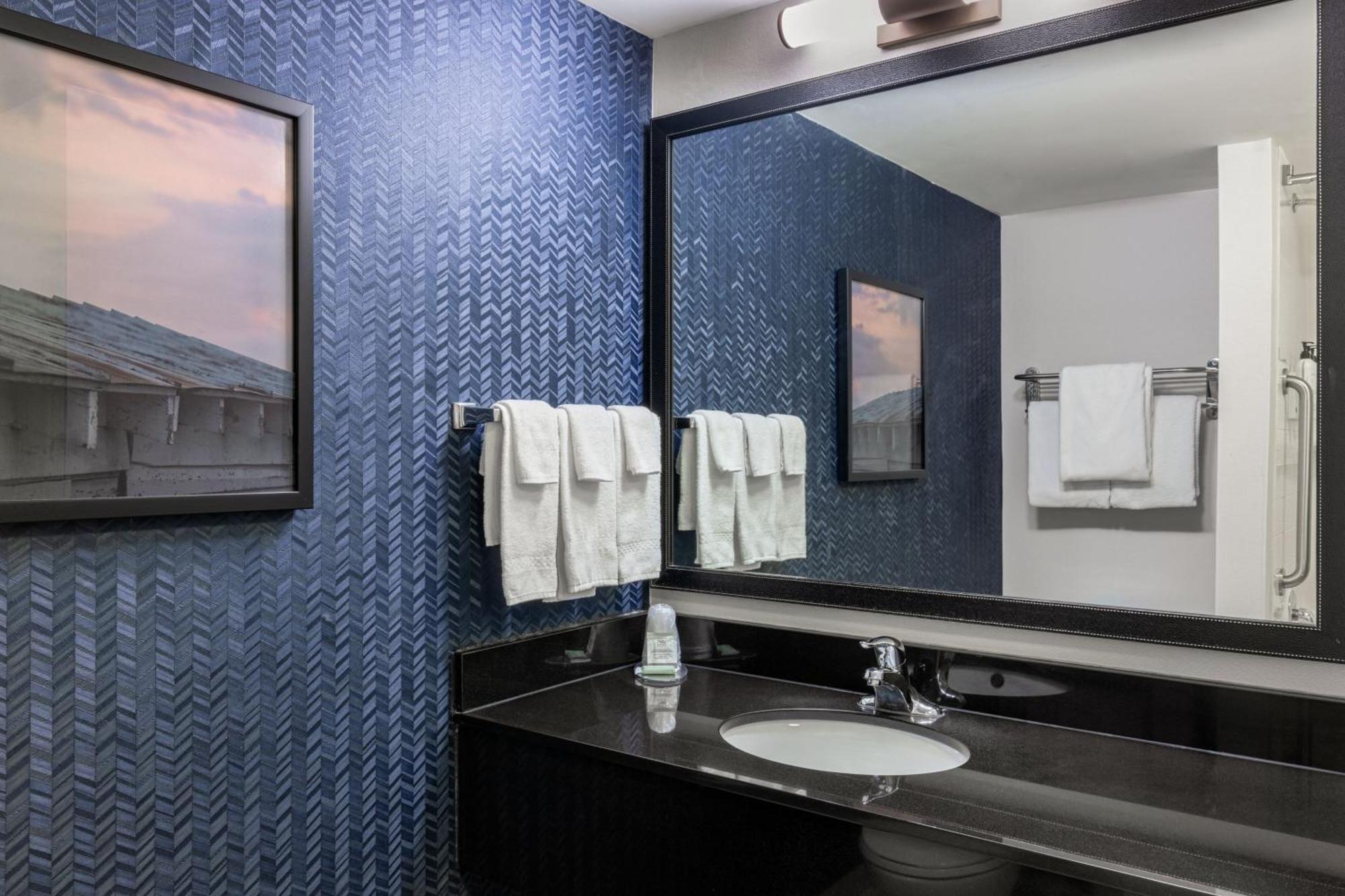 Fairfield Inn & Suites By Marriott Smithfield Exterior foto