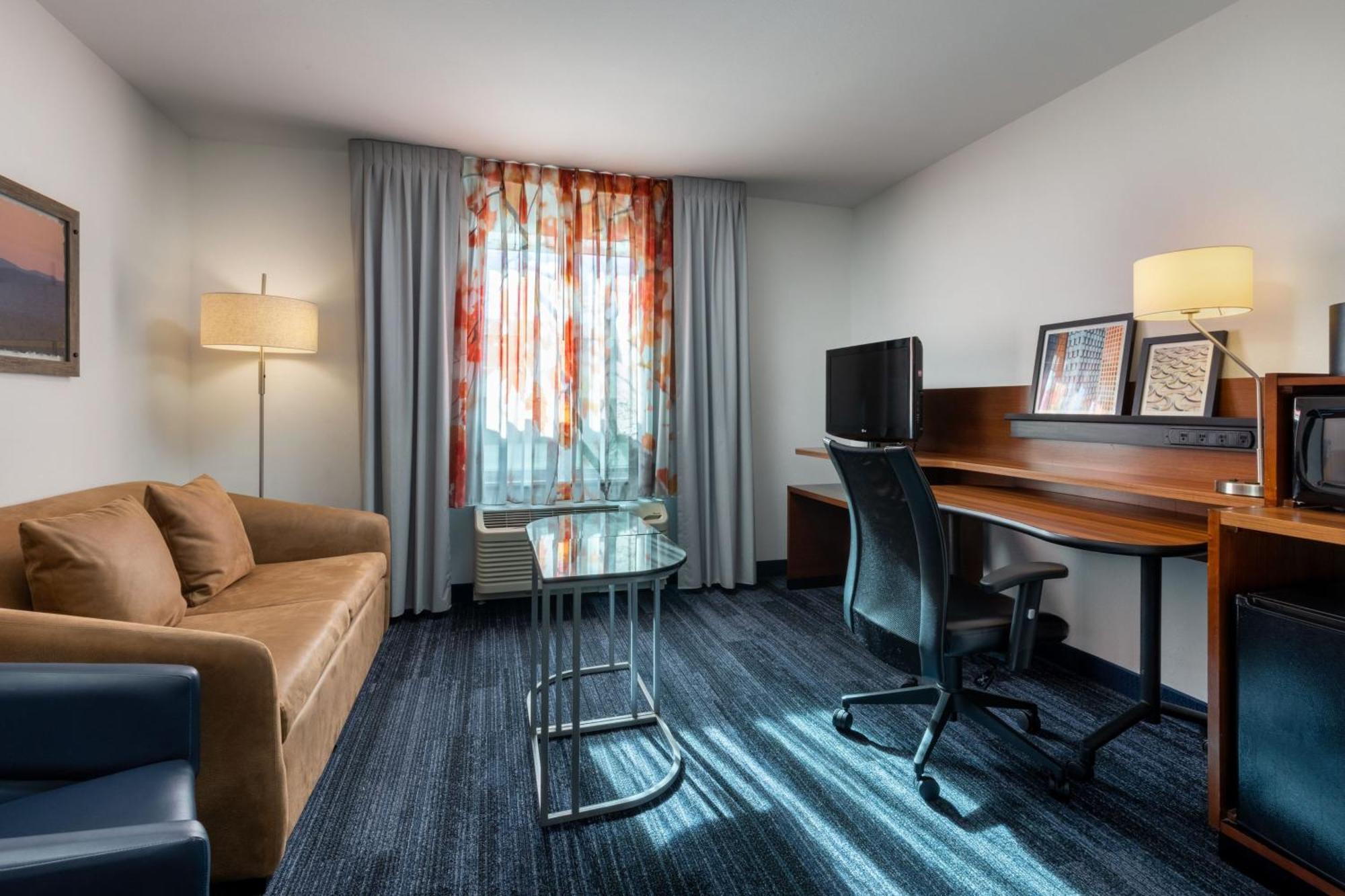 Fairfield Inn & Suites By Marriott Smithfield Exterior foto